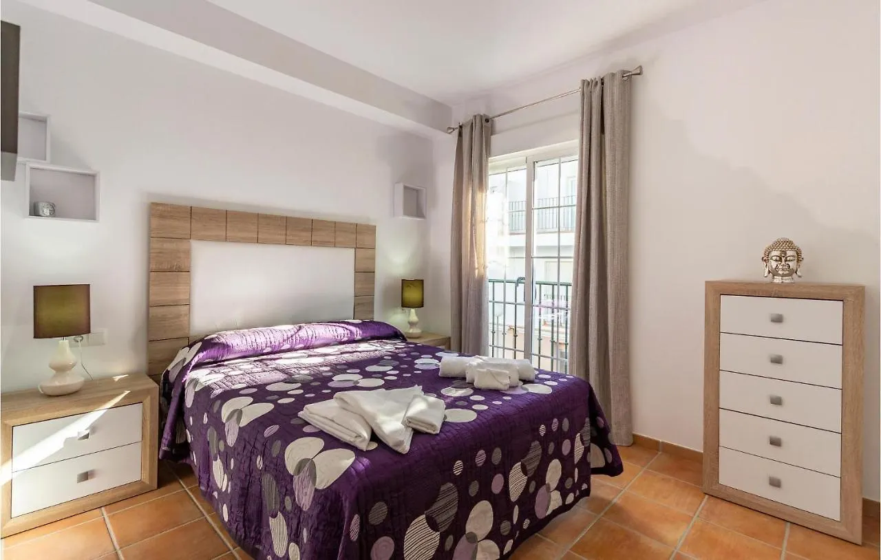 Nice Apartment In Malaga With Kitchen
